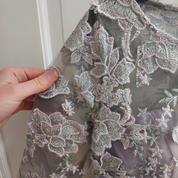 LA FEMME Lavender Purple Embroidered Floral Lace Sheath Dress - Picture 4 of 8